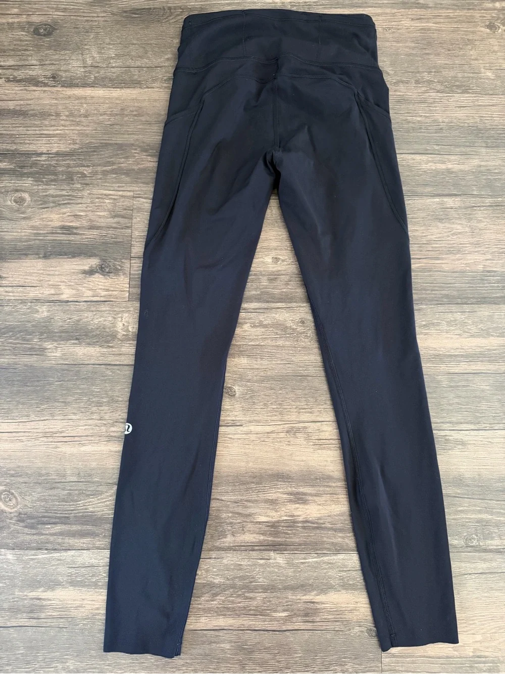 Lululemon athletica Fast & Free 7/8 Black High-Rise Leggings Reflective Detail 2